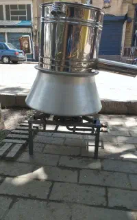 نی گازان گلاب گیری