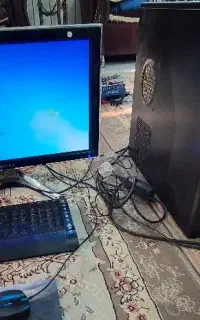 کامپیوتر رومیزی کامل (کیس + مانیتور + کیبورد)