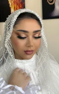 آموزش و خدمات تخصصی میکاپ و شنیون