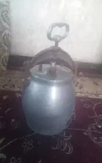 یه دیگ زود پز چدن بفروش