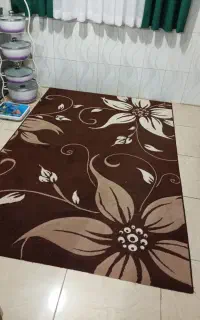 فرش ۴متری در صومعه‌سرا