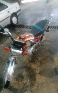 125
