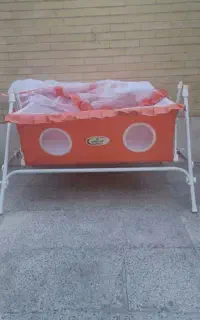 تخت و گهواره میلاد