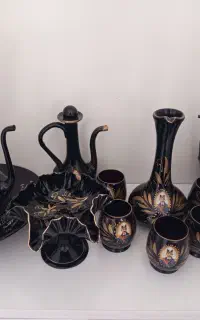ظروف شاه عباسی مشکی