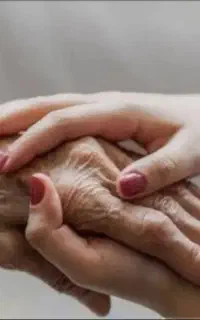 پرستار خانم برای مواظبت و نگهداری و نظافت