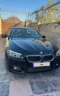 بی ام و 523i