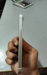 ایفون 13 نرمال