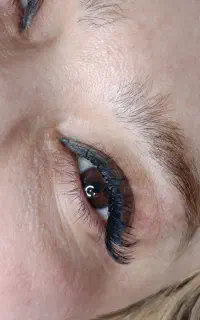اکسنتشن مژه و ابرو . لیفت و لمینت  مژه و ابرو