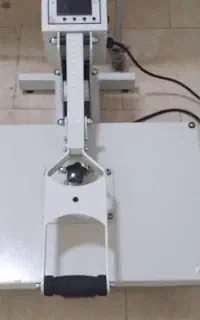 دستگاه پرس حرارتی