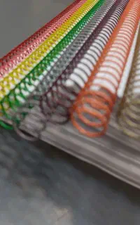 فنربندی کتاب با فنر رنگی و سفید ۵۰ هزار تومان