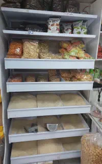 استند حبوبات مغازه