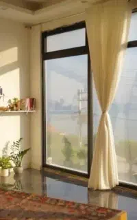 باشگاه تخصصی یوگا رها