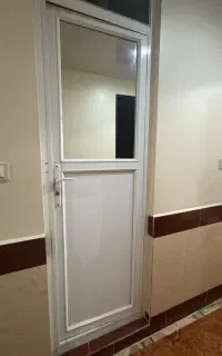 درب پی وی سی