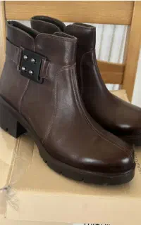 نیم بوت چرم زنانه