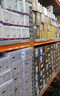 برق کار صنعتی و ساختمانی