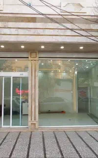 تجاری مسکونی / بر خیابان ۲۰ متری / ۶ دانگ