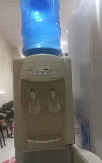 آبسرد کن وآبگرمکن برند ایستکول بایخچال کوچک