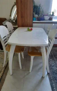 میزناهارخوری چهارنفره