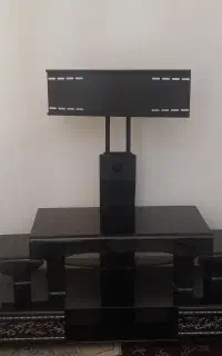 میز تلویزیون در حد نو