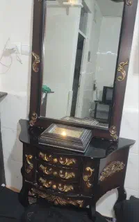 آینه کنسولی