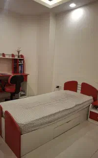 میز آراریش و تخت خواب و عسلی