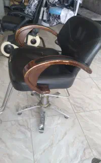 صندلی جکی و طرح برقی