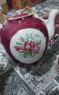 چینی قرمز