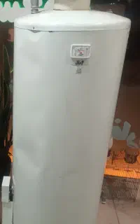 آبگرمکن ایستاده