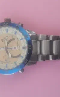 ساعت رنگ صابت