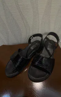 کفش مشکی
