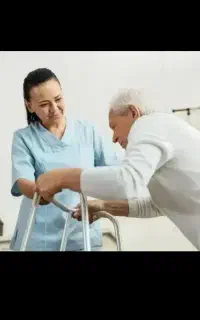 هم خونه با سالمند خانم