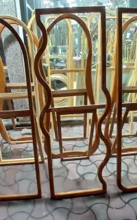 قاب چوبی به همراه آینه