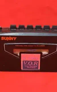 واکمن خبرنگاری SUNNY