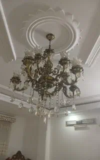 لوستر برنز 10شاخه کاملا سالم همراه با لامپ