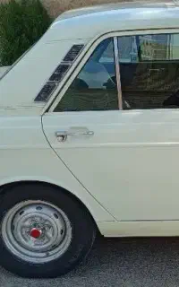 ماشین پیکان سواری