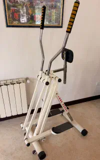 دوچرخه ورزشی ثابت (اسکی فضایی)