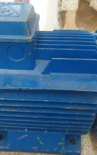 دینام اب