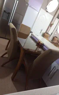 میز ناهار خوری ۴نفره
