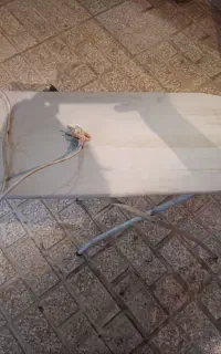 میز اتو پایه دار