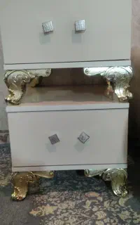 دو عدد پاتختی سالم و نو