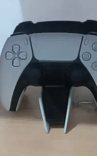 PS5 slim standardو یک دسته مشکی اضافه و شارژر دسته