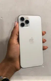 گوشی ایفون 11pro