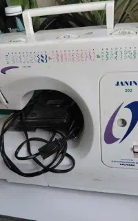 چرخ خیاطی ژانینا