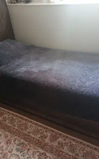 تخت یک نفره همراه با تشک+پا تختی
