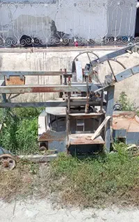 دستگاه بلوک زنی وپالونه زن