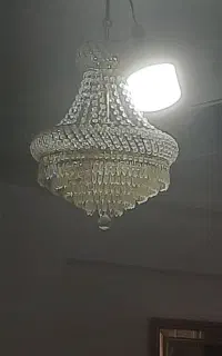 یک جفت لوستر بسیار زیبا