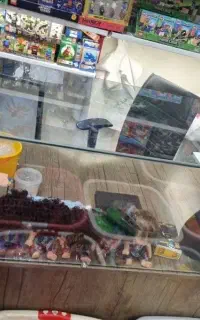 میز کار دارای کشو