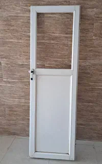 فروش . درب المنیومی سرویس