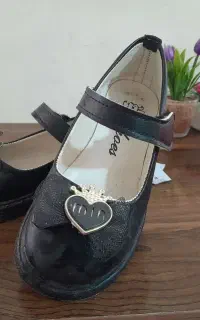 کفش و کاپشن