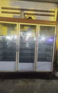 یخچال ویترینی